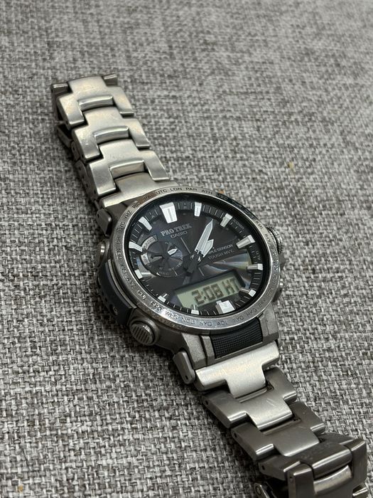 Наручные часы Casio Pro Trek PRW-60T