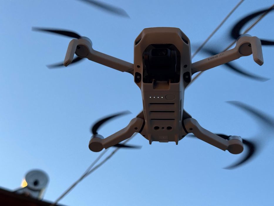 Drona Dji mini 2 4k