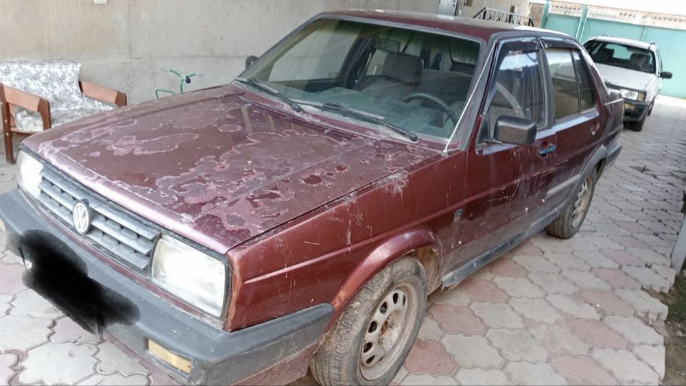 Volkswagen Jetta 1990 год