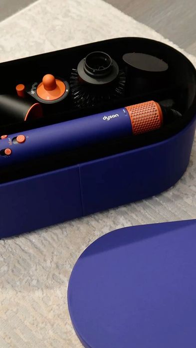 Dyson Airwrap Vinca Blue HS08 — стиль, забота и идеальная укладка