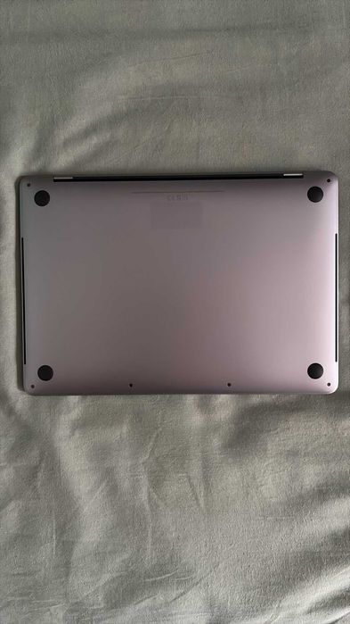 MacBook Pro 13 (2020) - i5 - 16GB RAM - 512GB - Factură