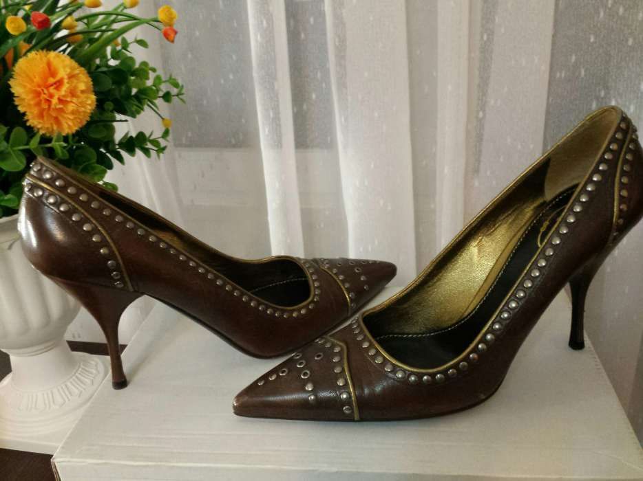 Pantofi Prada autentici marimea 39,5