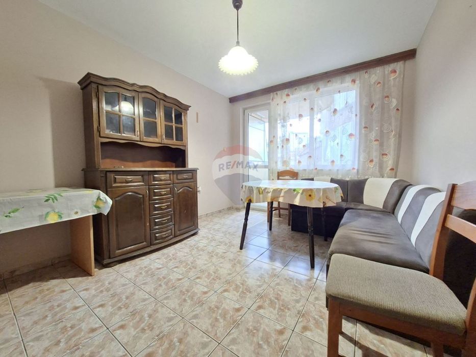 Дава се под наем Тристаен апартамент в Варна, Завод Дружба - 79 кв.м за 460 € - Снимка #12