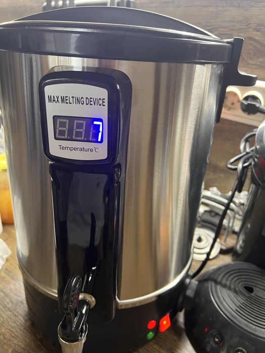 Топилка за восък - 8L 10.8L 12L