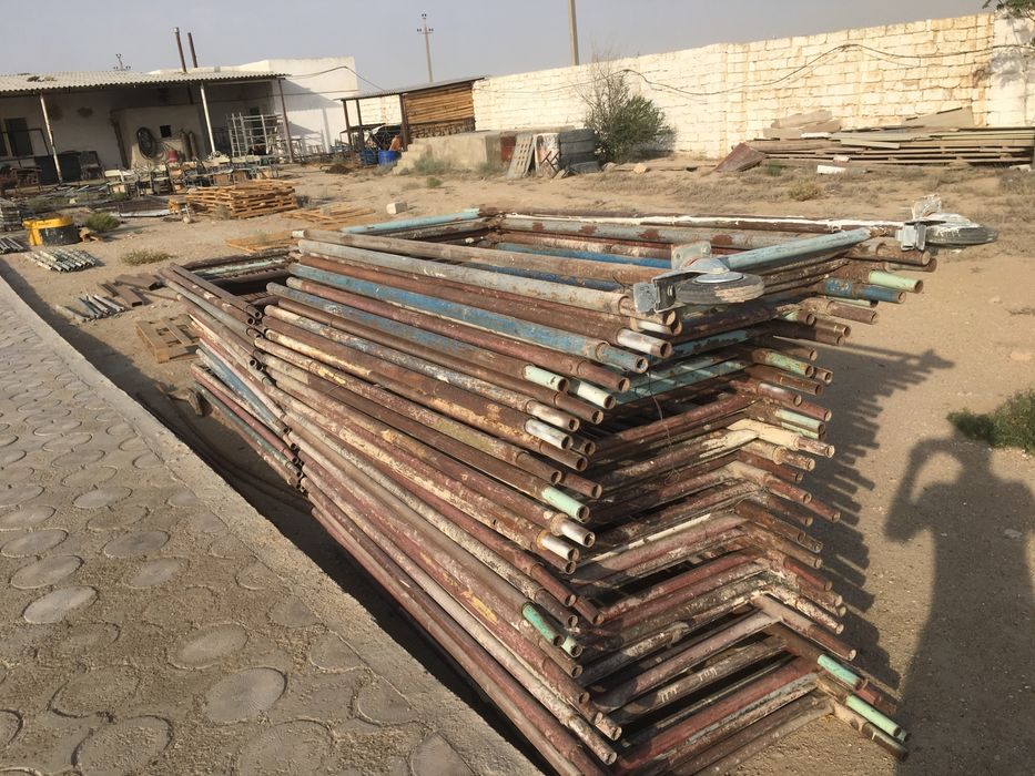 Леса строительные