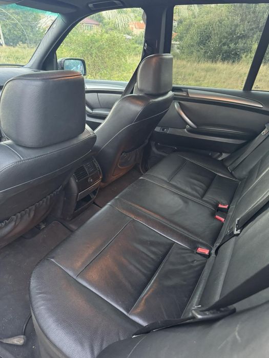 Продава се BMW X5 феис 2005 година 218 конски сили