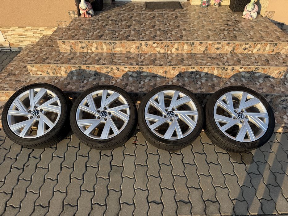 Jante 18” Bergamo VW Golf 8 GTD 225/40R18 (Skoda/Seat/Audi)