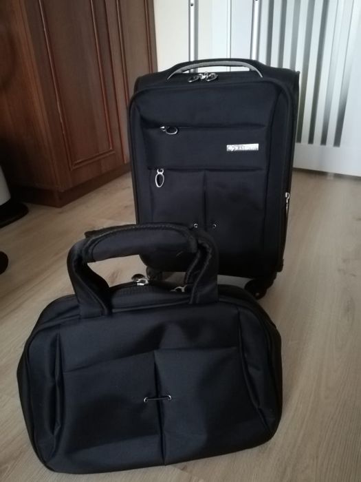 Чемодан ручная кладь