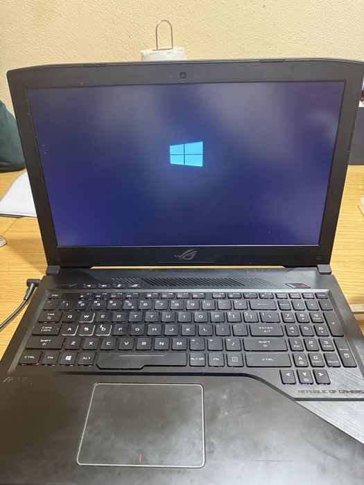 Laptop asus rog gl503v stare excelenta