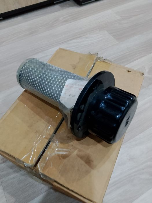 Продам запчасти на Камасу 300
