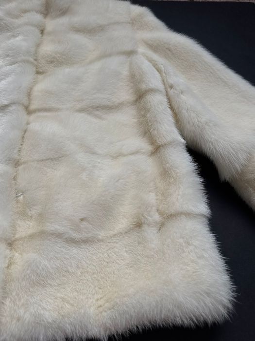 Продам норковую шубу 42 размер