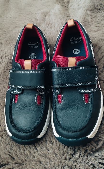 Pantofi Clarks din piele naturală