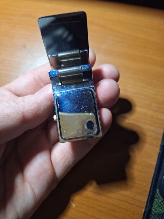 Ceas de curea colibri