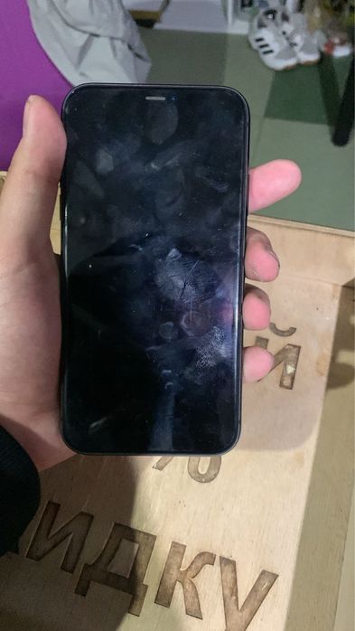 продам iphone 11.128 гб