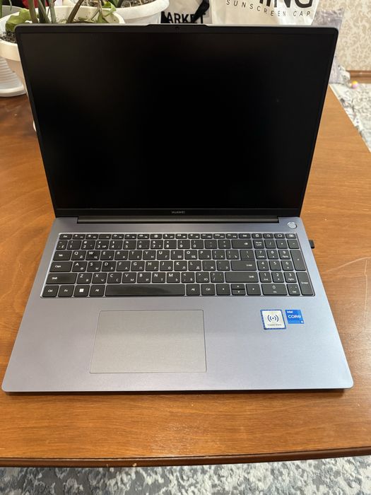 Продам или обмен Ноутбук Huawei
