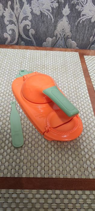 Пельменица механическая