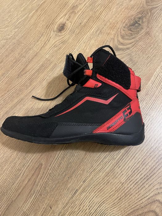 Ботти за мотор богото немски