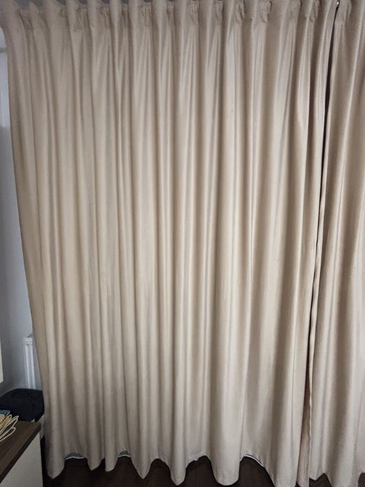 2 buc draperie / draperii  crem.bej