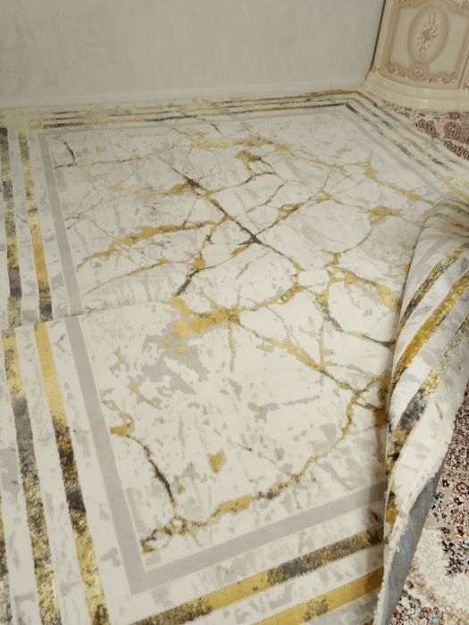 Ковер размером 2.50*5.00