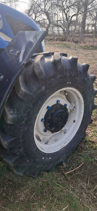Продаётся Трактор New Holland TD-5. 110 4WD