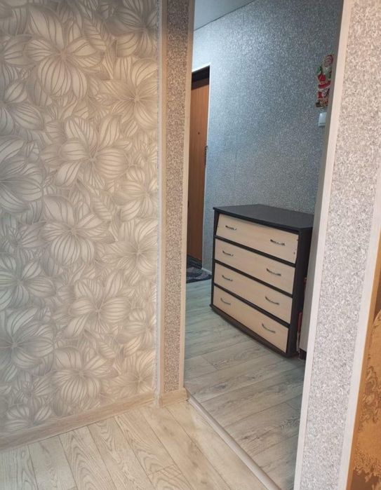 Продам 1к р-н Уюта 4/5