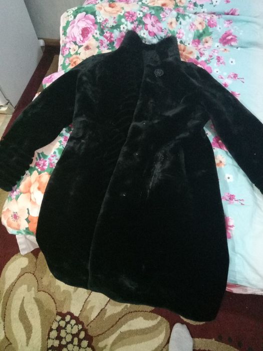 Шуба мутон продам