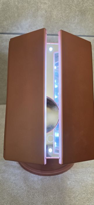 Oglindă reglabilă cu leduri și lupă, încărcare USB/baterii