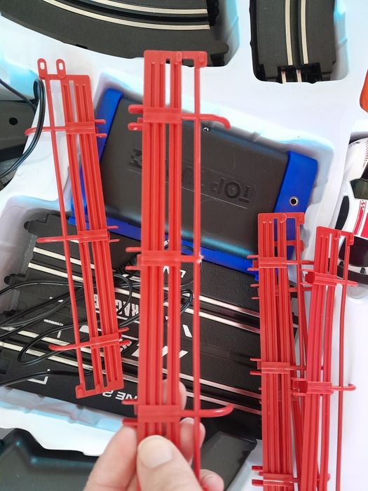 Писта с две колички