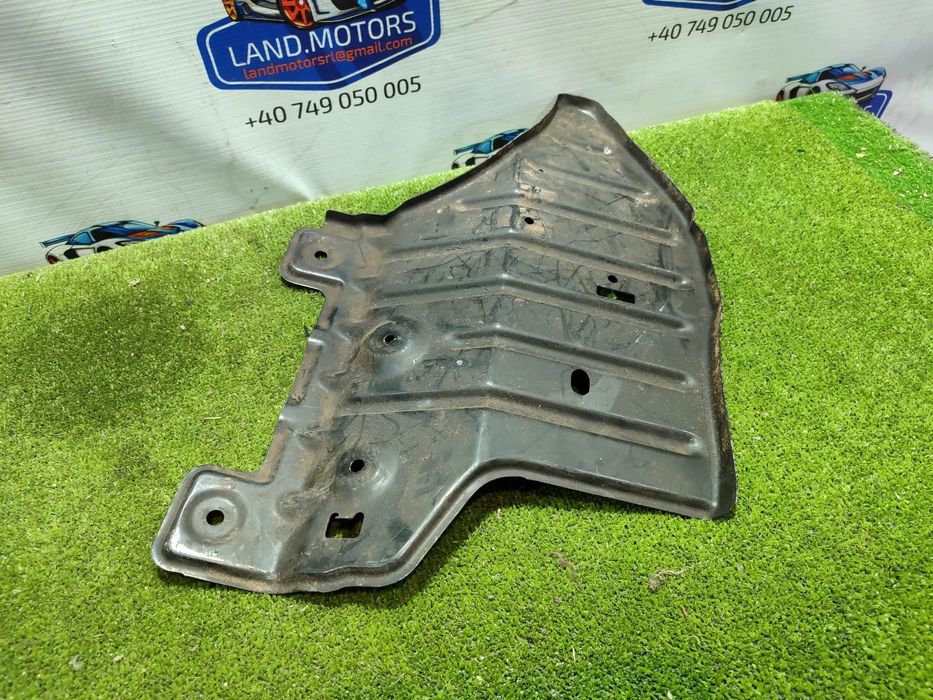 PANOU PROTECTIE INFERIOARA MOTOR DREAPTA HONDA CR-V 2.2 DIESEL 2015 Hatchback / 2012-2016