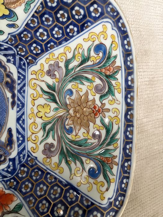 Vas / platou japonez Imari 36 cm – porțelan pictat manual, stil Meiji