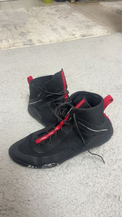 Adidasi box  outshock