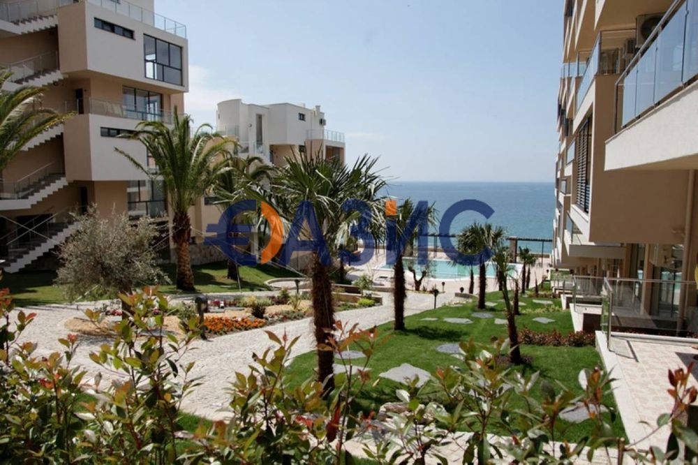 Продава се Двустаен апартамент в Свети Влас - 67 кв.м за 1409 €/кв.м - Снимка #13