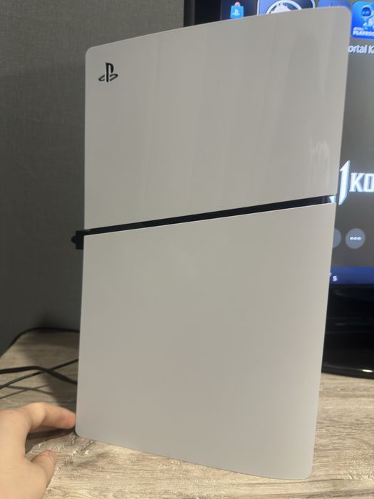 Play station 5 slim