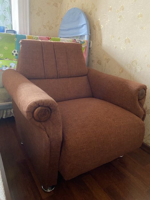 Диван и 2 кресла бу