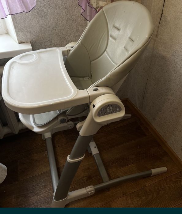 Продам срочно стульчик для кормления