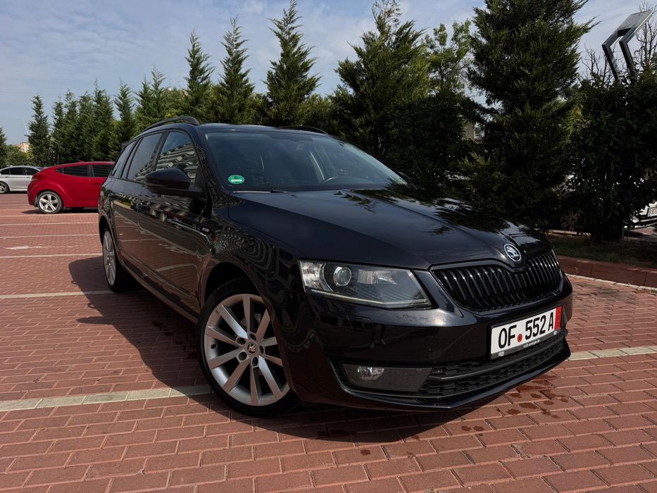 Skoda Octavia 2.0 TDI 150 cp DSG JOY