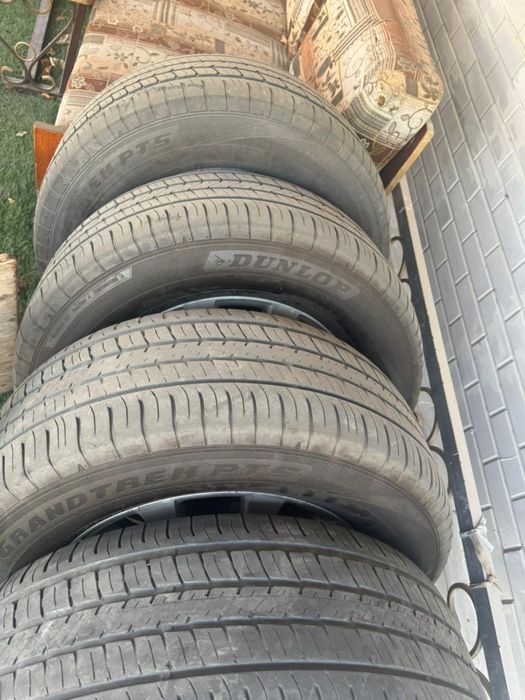 Диска с резиной.