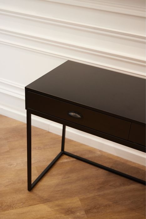 Продаём стол в стили лофт