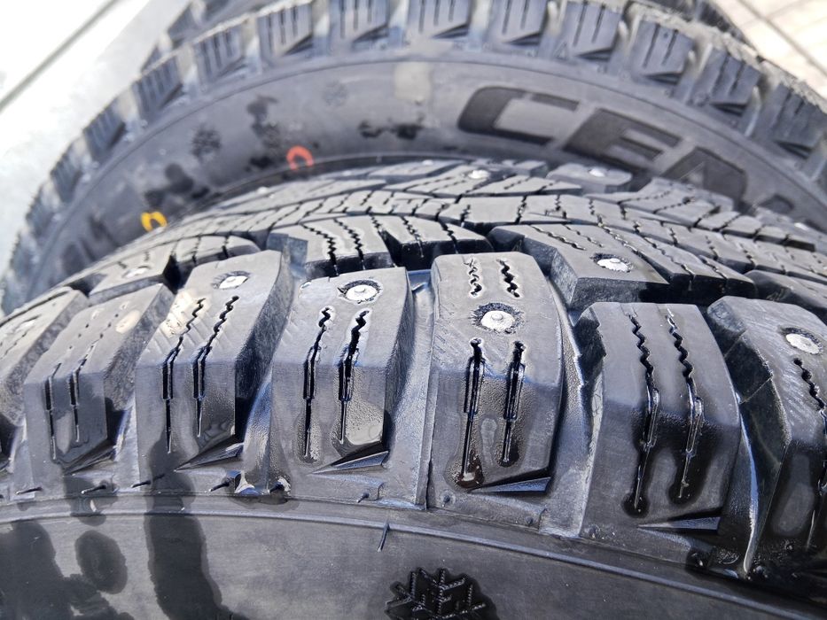 Продам шины зимние