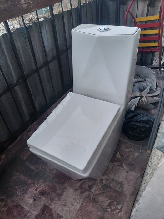 Продам унитаз б/у