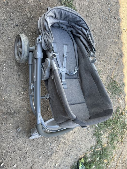 Продам коляску 4000 тг