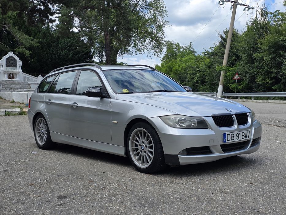 BMW 320i E91 Break (2007) - 150 CP