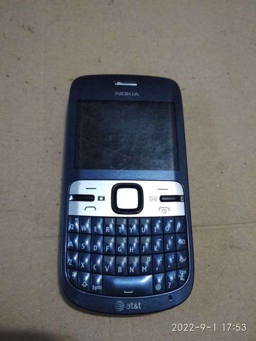 Сотовый телефон продам