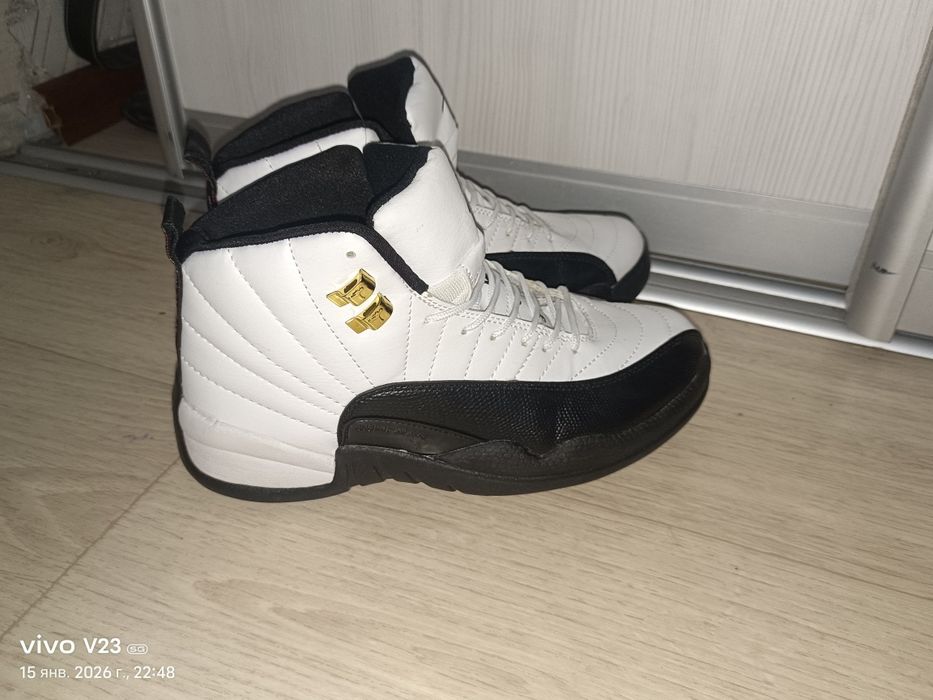 Jordan 12 с коробкой