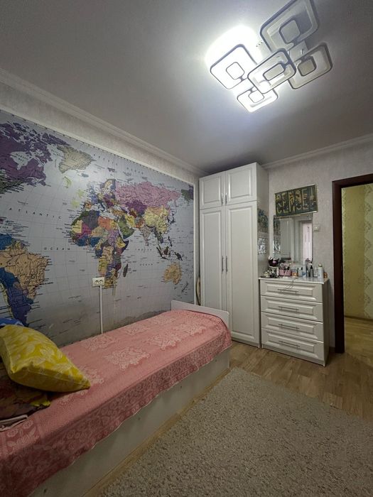 5и комн ,район Кунаева