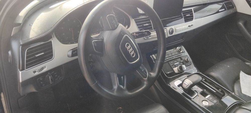 Audi A8 D4 Long W12 500кс. На части