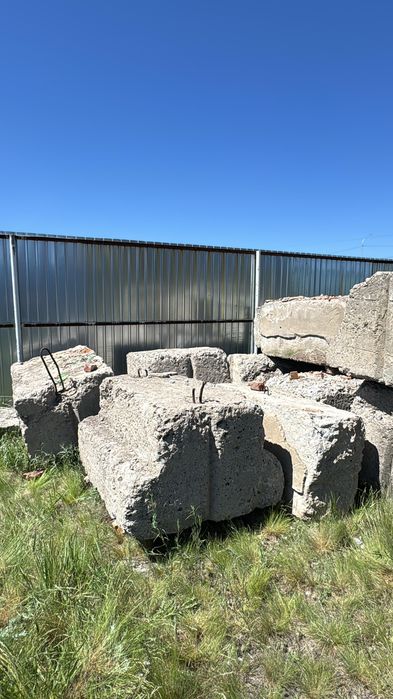 Продам блоки б/у. Самовывоз