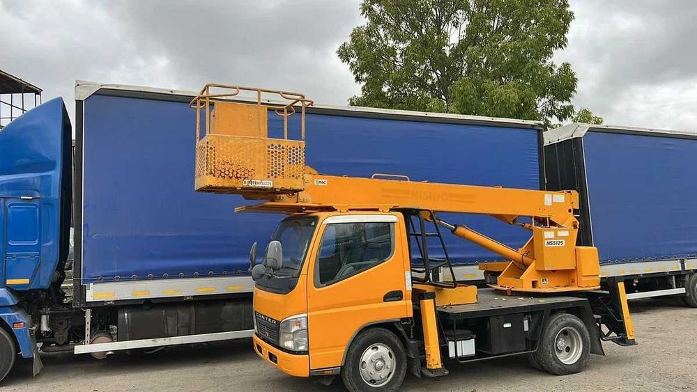 Услуги автовышки, автовышка, вышка АГП, подъёмник.