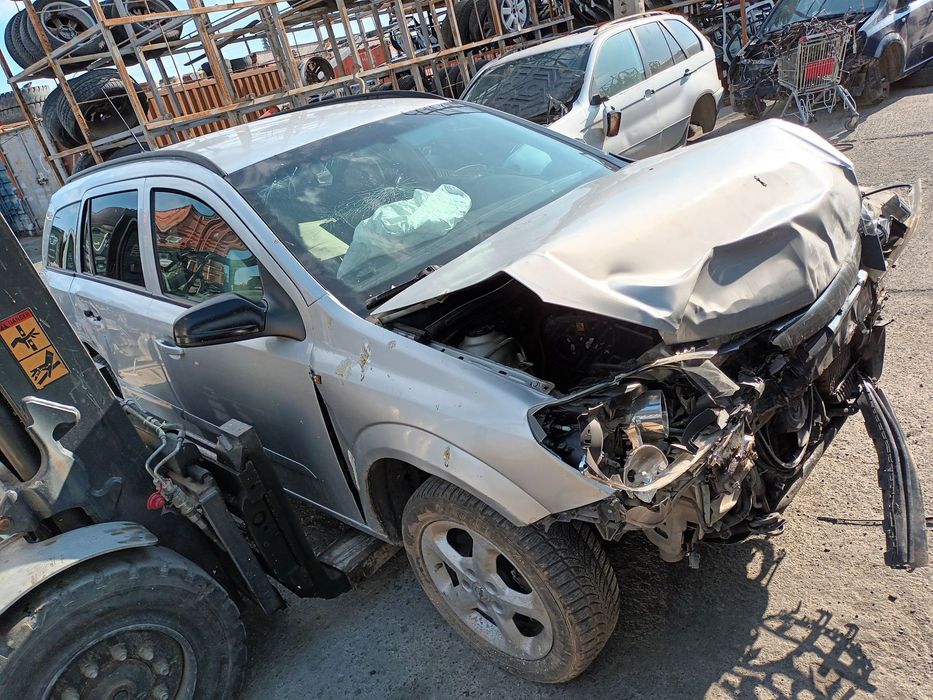 Dezmembrari  Opel ASTRA H  2004  > 2012 1.9 CDTI Motorina
