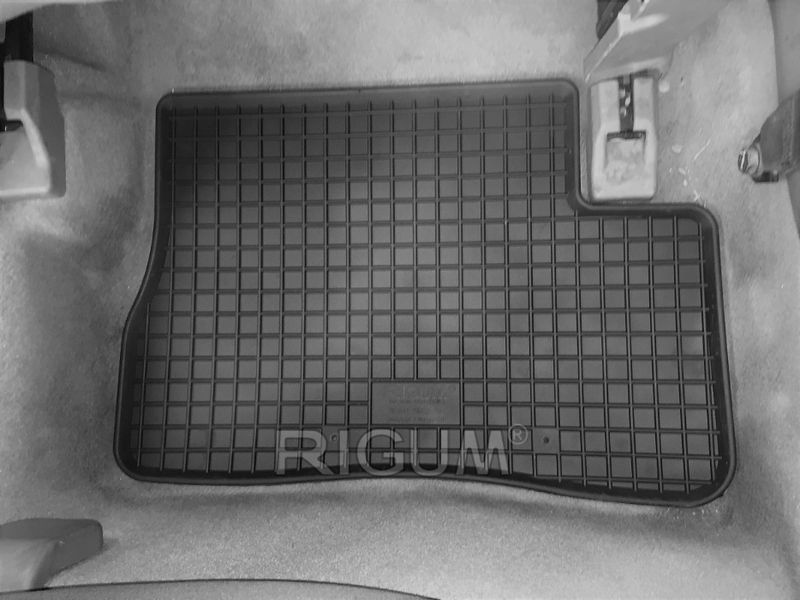 Гумени стелки NISSAN MICRA III (K12) от 2003 до 2009г